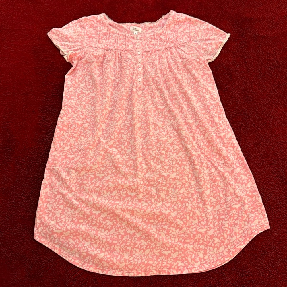 Aria Collection Pink Floral super soft nightgown.